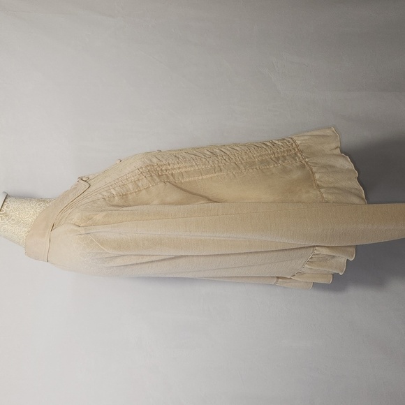 J Jill Women's Size MP Beige Floral Lace Pin Tucked Long Sleeve Button Down Top - Picture 7 of 14